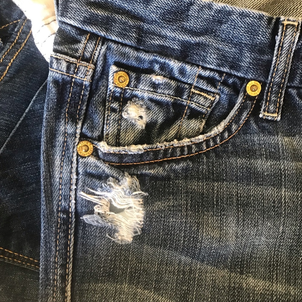 7 Jeans 👖 Size 27 women’s designer faded and worn